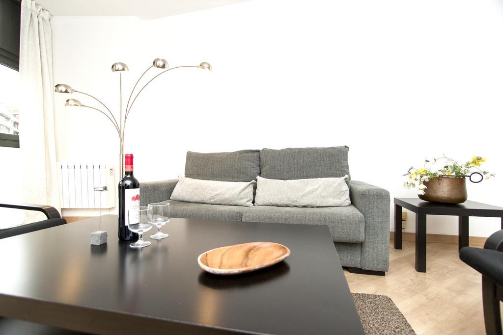 Apartment Bright Sagrada Familia Barcelona Habitación foto